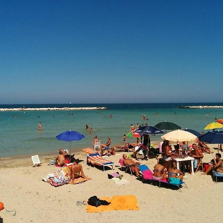 Fra Sole E Stelle Apartment Bari Ngoại thất bức ảnh