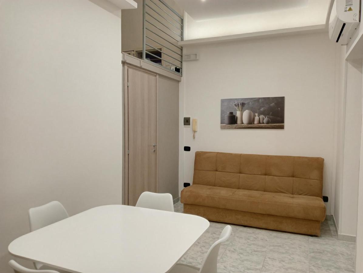 Fra Sole E Stelle Apartment Bari Ngoại thất bức ảnh