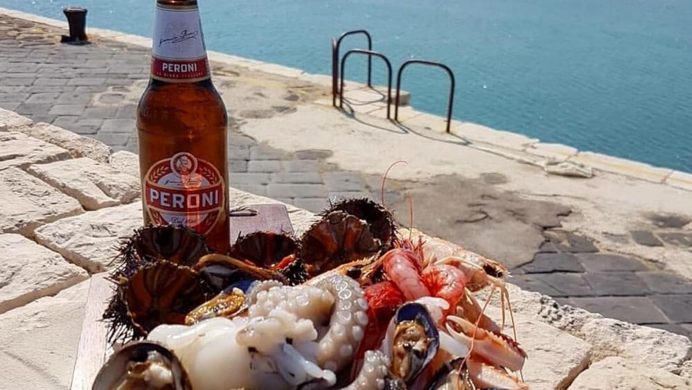 Fra Sole E Stelle Apartment Bari Ngoại thất bức ảnh